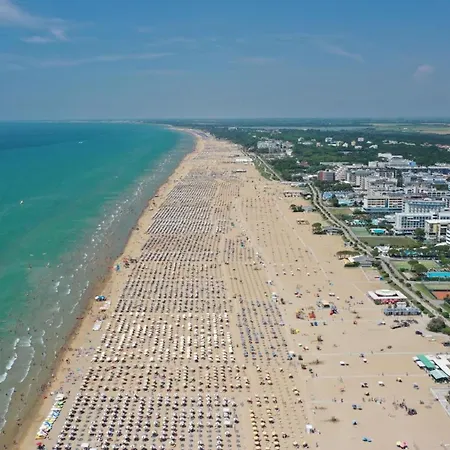 Peaceful Flat Only 400m From The Beach - Beahost *